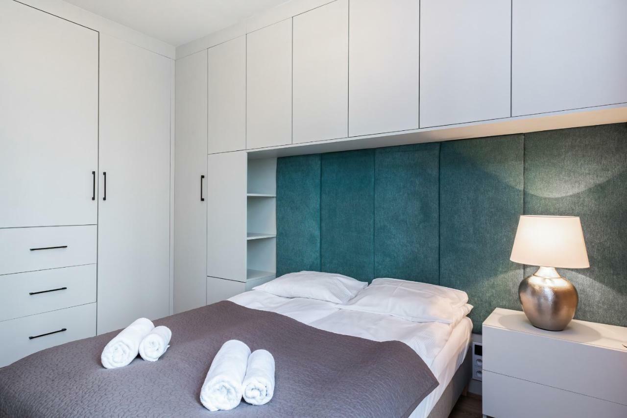 Fort Wola Apartments Warsaw By Noclegi Renters Exterior photo